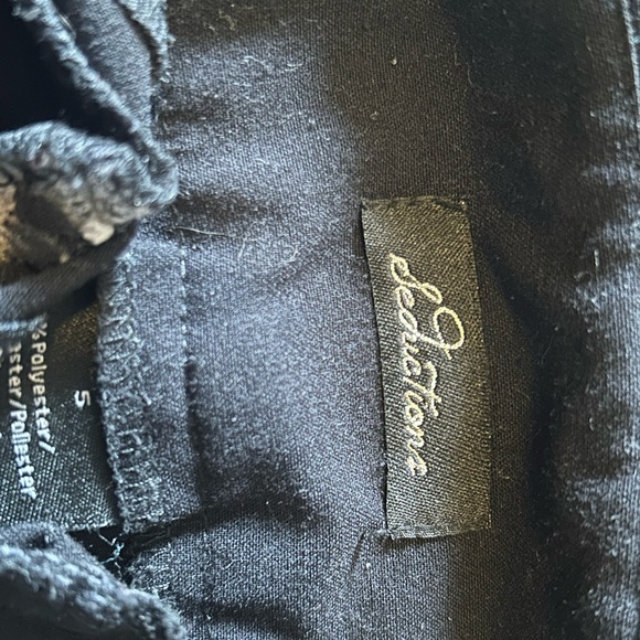 Black dress pants size 5 - Picture 2 of 4